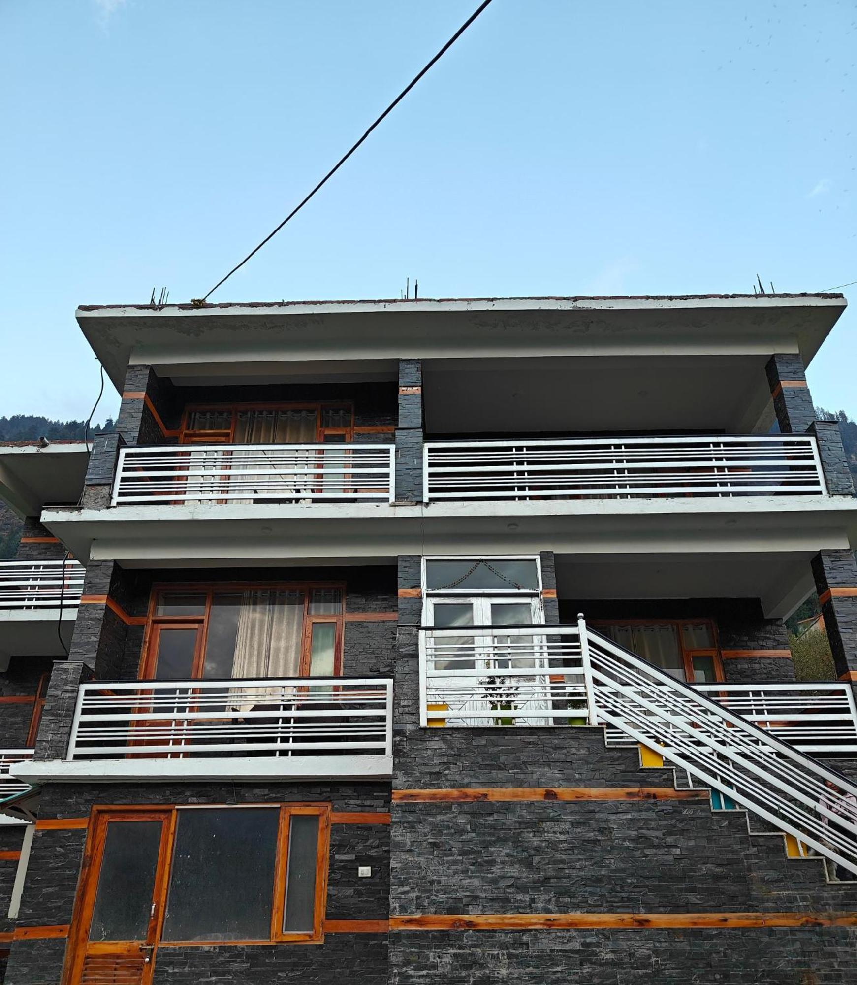 Santosh Cafe & Rooms Amritsar Esterno foto